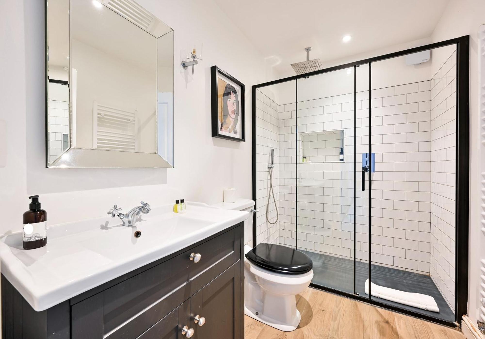Appartamento Chelsea Townhouse With Roof Terrace & Parking *