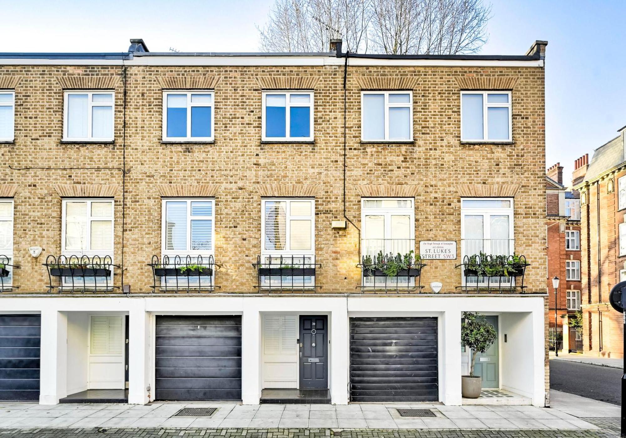 Appartamento Chelsea Townhouse With Roof Terrace & Parking *